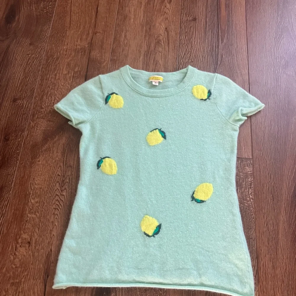 J. Crew Cashmere Top, it fits like XS. Excellent condition.